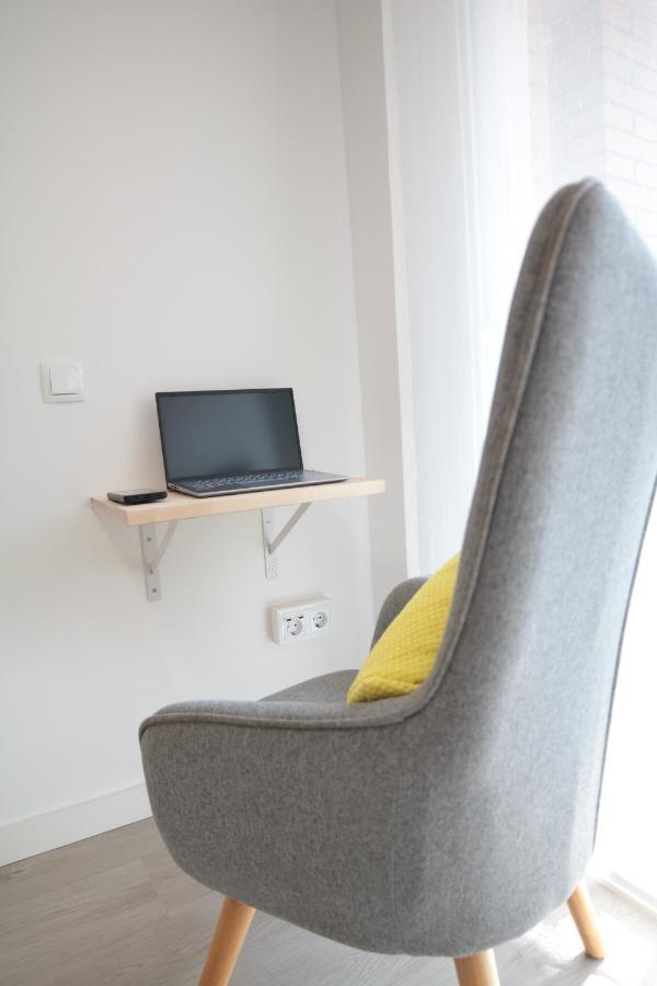 Modern Apartament Al Costat Del Parc De La Devesa Girona Exteriér fotografie